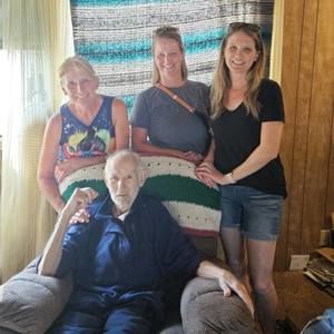 Meet your Posher, Jamie